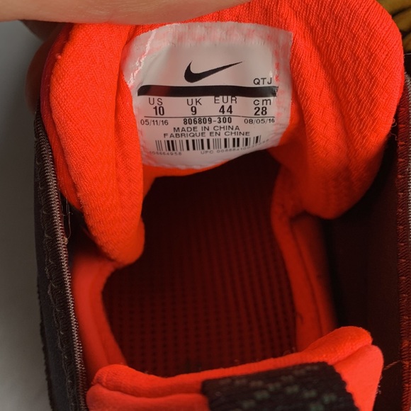 674 NIKE AIR MAX 95 SNEAKERBOOT DARK LODEN OLIVE GREEN Men’s Size 10 - Picture 10 of 13